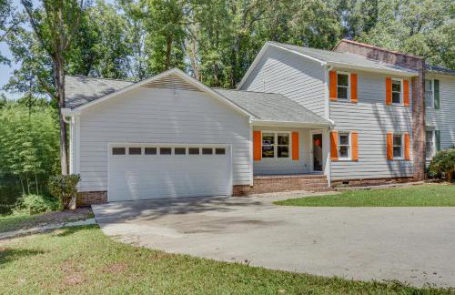 Charming Seneca Home - 3 Mi to Memorial Stadium! - Foto 26