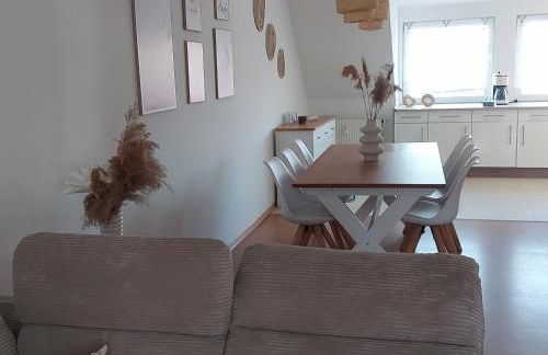 Stilvolle Ferienwohnung free parking, Space, WLAN - Foto 3