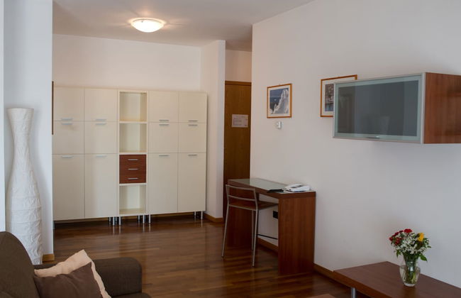 Kristall Lago Residence - Photo 29