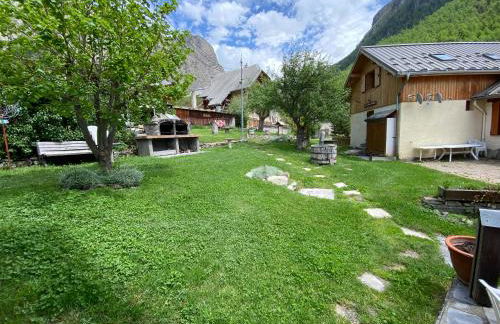 L ALPIN bel appartement avec terrasse dans vieille ferme de montagne rénovée - Photo 23