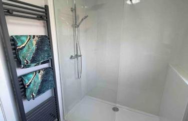 LeeVal Detached House parking - Foto 13