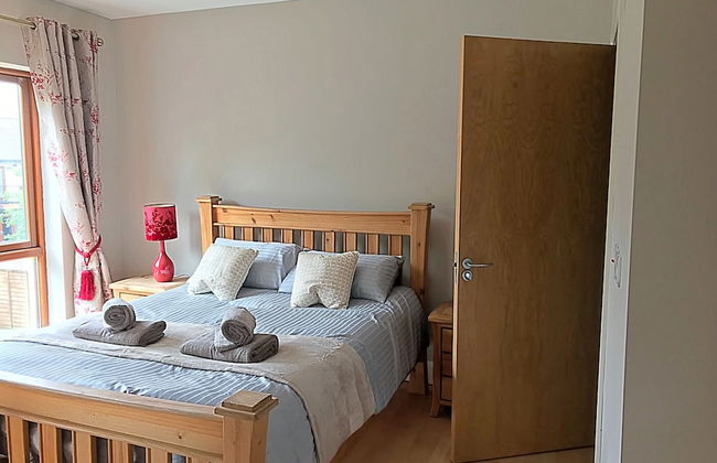 Immaculate 3-bed House With Private Secure Garden - Foto 4