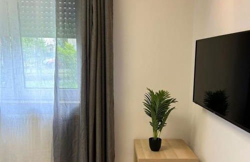 Stay Nest Komfort Ferien- und Monteurwohnungen Küche-Garten - Foto 6