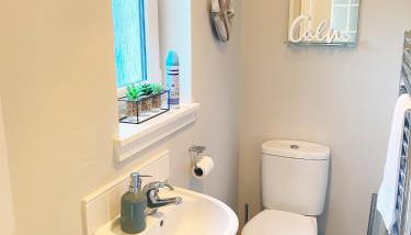 Castlehill - Photo 2