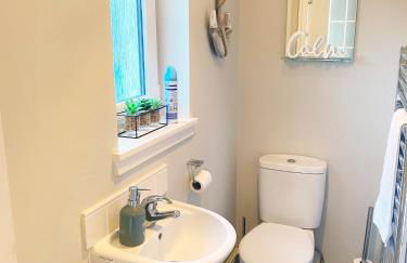 Castlehill - Photo 2