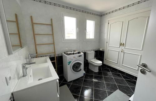 Schönes Ferienhaus Caesar mit großem Pool und Garten - Foto 17