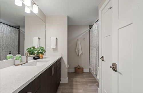 Mountain Art Retreat Ski Escape Hot Tub Games - Foto 38