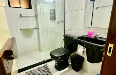 Flat Guarajuba 4 quartos térreo à Beira Mar - pé na areia - governança com arrumadeira e Wi Fi inclusos - Foto 25