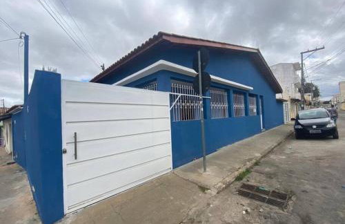 Casa Charmosa no Centro - Foto 1