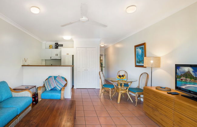 The York Beachfront Holiday Apartments - Photo 6