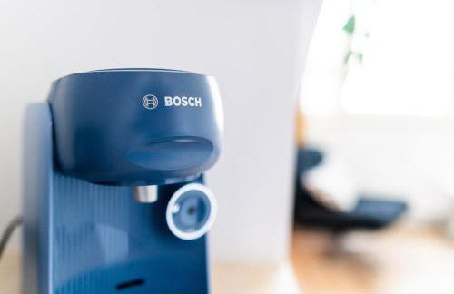 D52 - DAS BUSINESSAPARTMENT --- 2 Minuten vom Flughafen entfernt - Foto 8