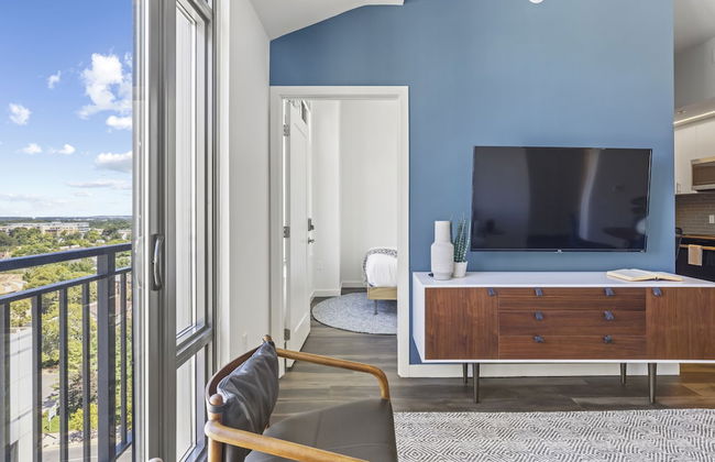 Placemakr Marymount Ballston - Photo 52