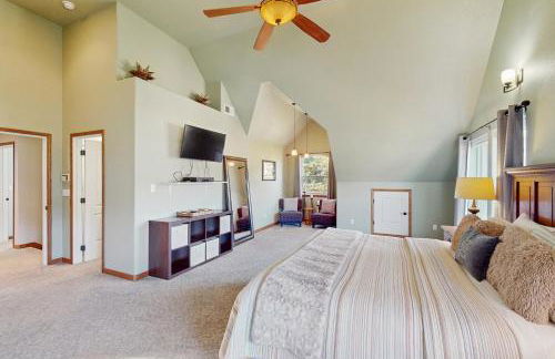 Logan's Landing - Photo 11