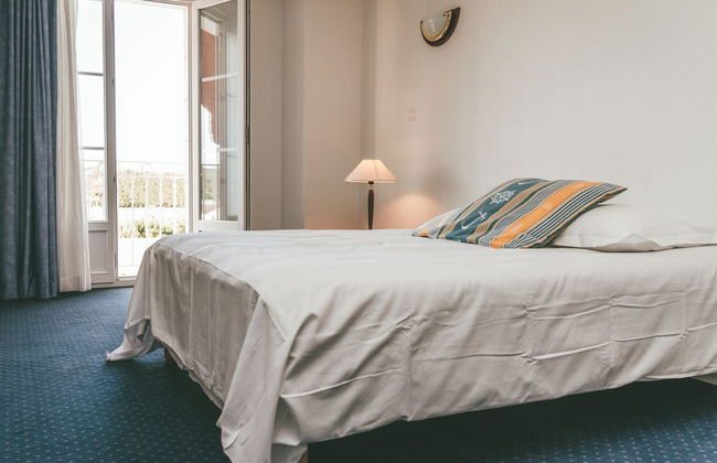 Terres de France - Appart'Hotel La Roche-Posay - Photo 7