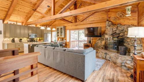 1 Mi to Heavenly Resort Cozy Home with Deck! - Photo 4