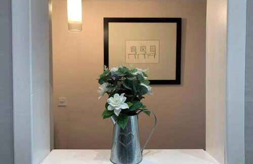 JOIVY Adorable 1 Bed Flat Near West End - Photo 42