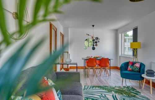 Abbey Court - 2 Bedroom Apartment, Parking, JLR, CVT - Coventry Accommodation LTD - Photo 10