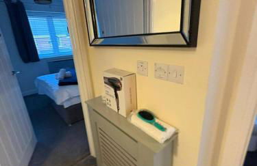 Spacious 3-Bed House - Sleeps 8 Garden & Parking - Foto 12