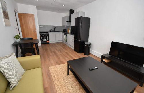 Modern 1 Bedroom Apartment in Morley with Parking - Foto 24