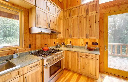 Nordic Style Lodge with Deck on 80 Acres in Arlee - Foto 10