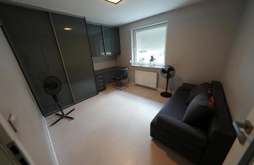 Dom nad rzeką - Foto 10