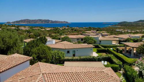 Seafront Villa - 5min to BRANDINCHI I Exclusive Garden I Private Beach I BBQ I Wi-Fi - Foto 4
