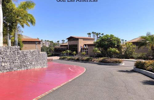 BEAUTIFUL VILLA - 4 bedrooms, heated pool, 2 priv car park places, fibre net, PS5, tv channels - Foto 72