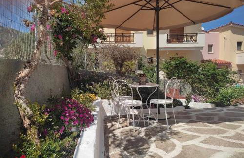 Myron & Gabby's House - Photo 9