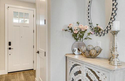 Fenced-In Yard Apt 7 Mi to Westfield Galleria - Foto 19