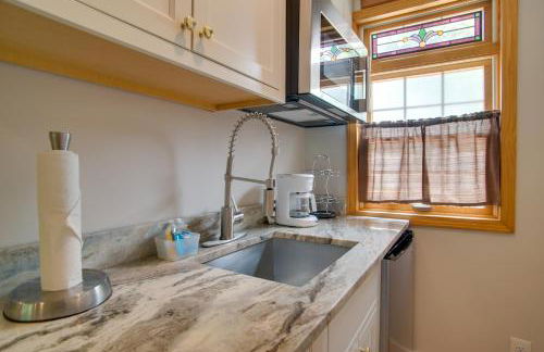 Walk to Beach and Lighthouse Oak Bluffs Studio! - Foto 11