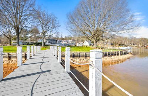 300 Degree Views, NEW HotTub, Firepit, Lighthouse - Foto 25