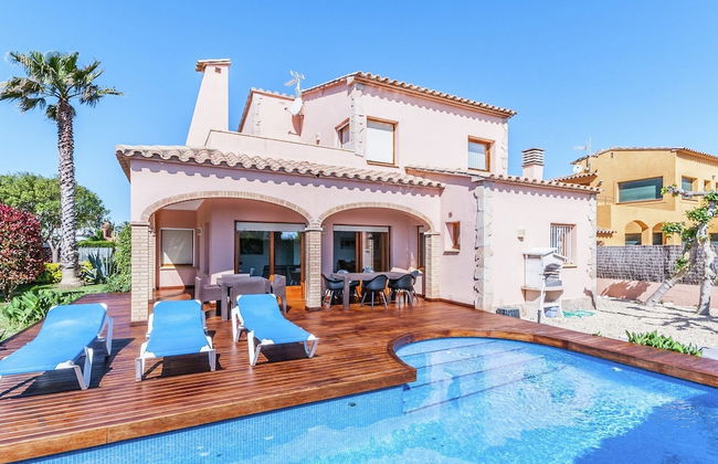 Luxurious Villa St Pere Pescador With Swimming Pool - Foto 1