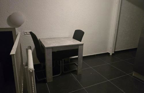 1-Zimmer Woh Souterrainwohnung - Foto 2