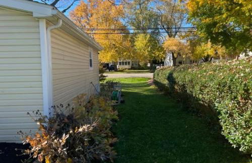 Theos Cottage Niagara - Photo 2