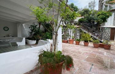 channel house - Photo 2