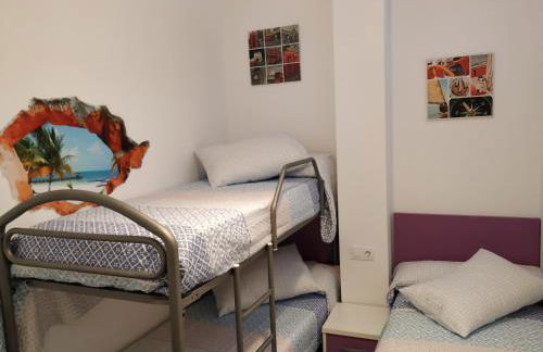 Apartamento primera linea de playa con gran patio, consultar disponibilidad de aparcamiento - Foto 39