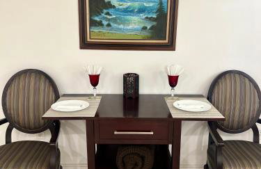 Colonial 3BR House with excellent Fast Wi-Fi next to The INN - Foto 9