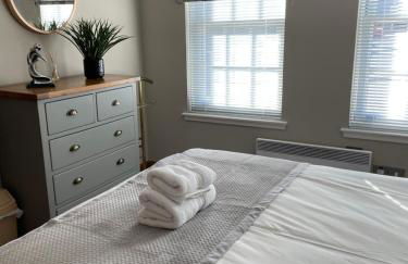 The Town House - Photo 14