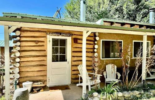 Rural Log Cabin Rental for Couples near Taos Ski Valley - Foto 1