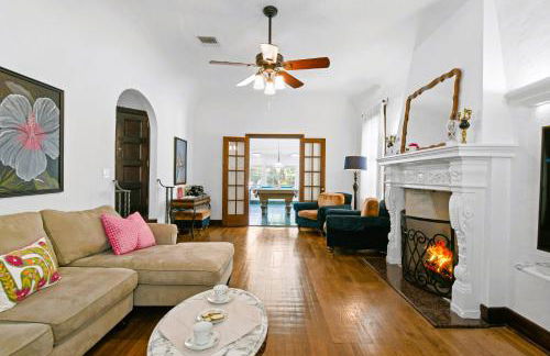 1926 Mediterranean Home with Heated Pool Sleeps 12 - Foto 17