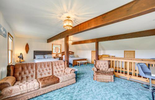 Germfask Home with Fire Pit, Grill and Yard Games! - Foto 14