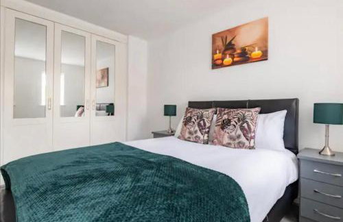 Marston 5 Bedroom Home With Parking Near HS2 & NEC & BHX - Foto 17