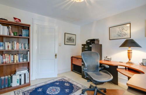 1 Mi to East Falls Station Home with Office! - Photo 20