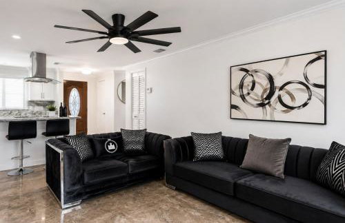 Casa Kampa, con 3 bedrooms and 3 bathrooms, offers a heated swimming pool and a heated spa at no extra cost - Photo 13