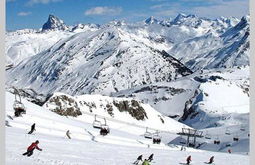 Ático Dúplex reformado con vistas a la montaña - Foto 25