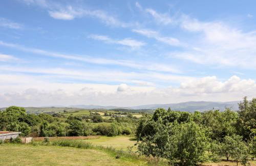 Hilltop Lodge - Photo 27