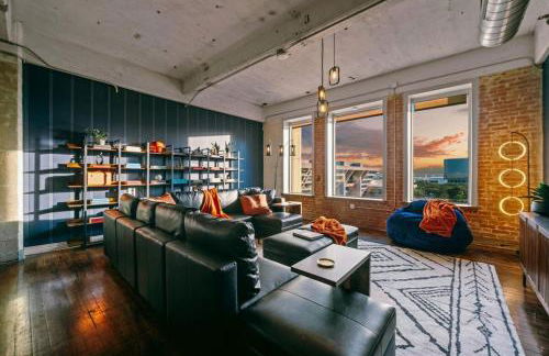 Luxury Downtown Dallas Retreat with Parking, Pool, Gym - Foto 20