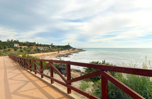 IRTA Sea & Mountain View Terrace - Photo 28