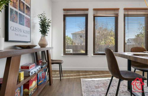 Georgian Oasis with Private Pool - An Irvie Home - Foto 43