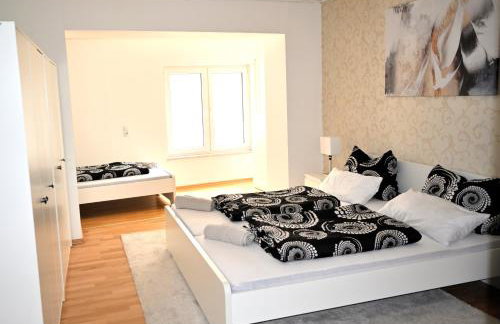 Sehr große Ferienwohnung, Apartment in Kaiserslautern WeHome Classic - Photo 11